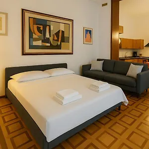 ca-baby-venezia.hotelinveneto.com/