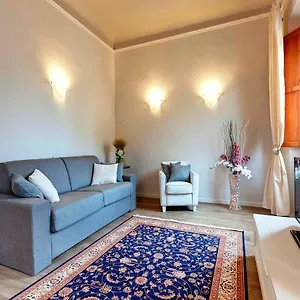 Lilium Elegant Apartment